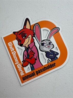 DISNEY | Annual Passholder Nick Wilde & Judy Hopps Magnet Official Zootopia WDW